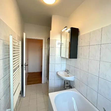 Downtown By Ninja Spaces - Kingsize-bett, Kueche, Netflix, Terrasse * Wuppertal