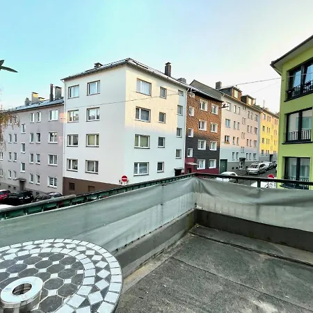 Downtown By Ninja Spaces - Kingsize-bett, Kueche, Netflix, Terrasse *